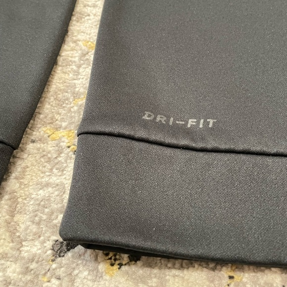 Nike Black DRI-FIT Half-Zip Jacket S - Picture 2 of 8